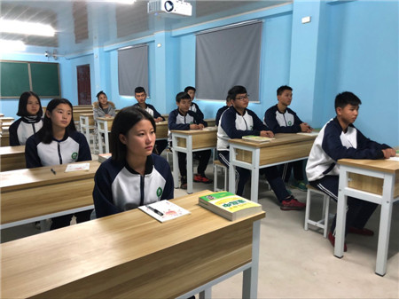 你養(yǎng)我長大，我陪你到老