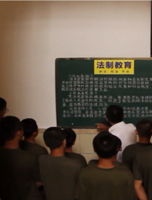 請不要把“別人家的孩子”掛